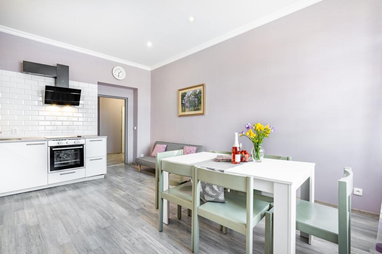 Apartment Happy Family Karlsbad Exteriör bild
